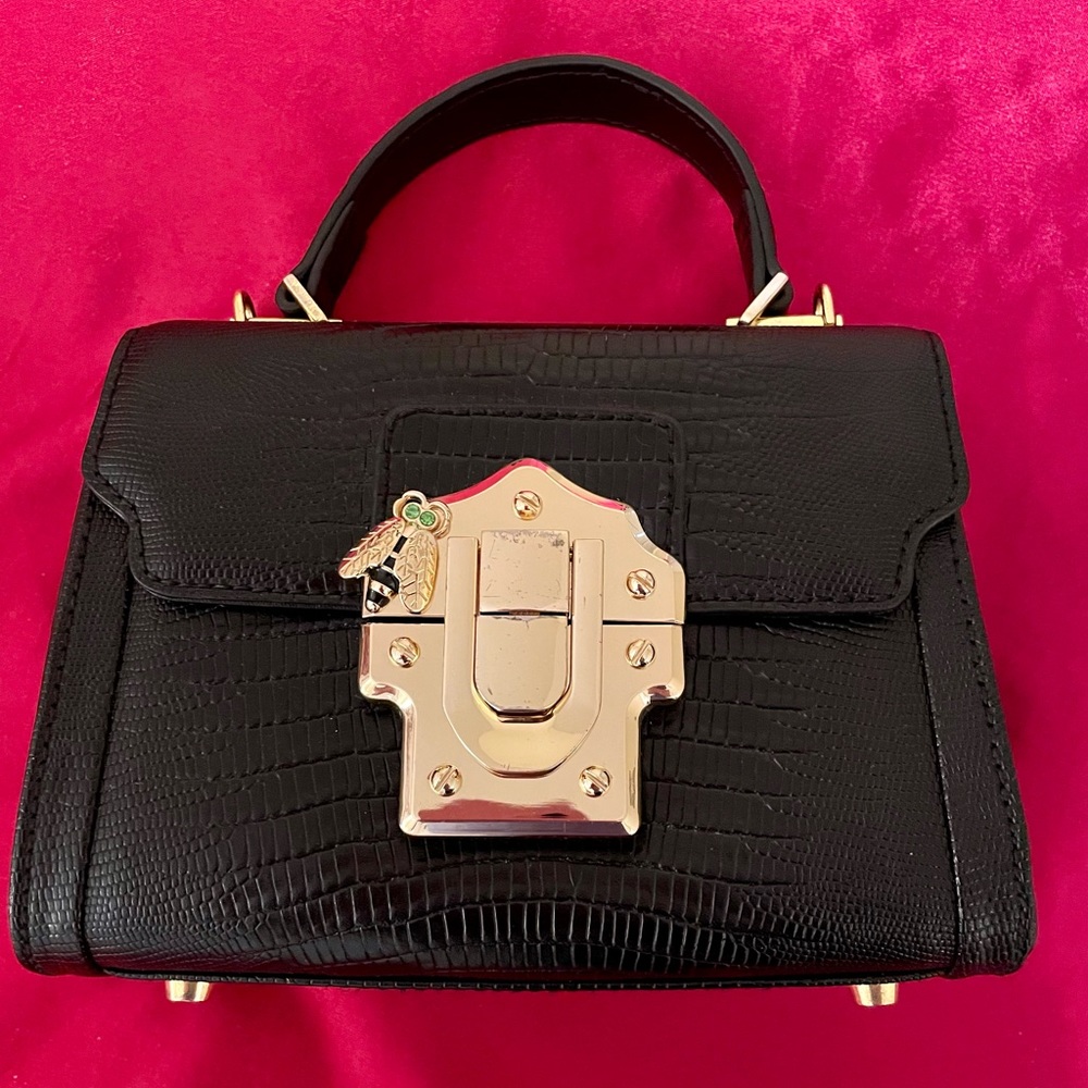 La’Festin Handle Bag